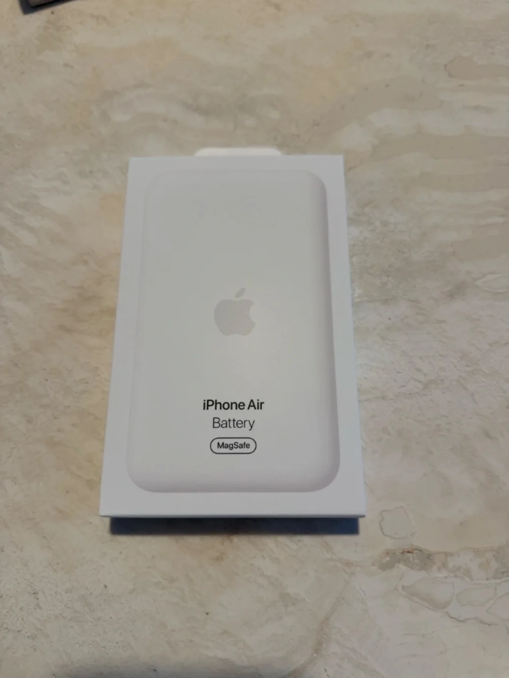 NEW Apple iPhone Air MagSafe Battery - New in box, White, 2 units available